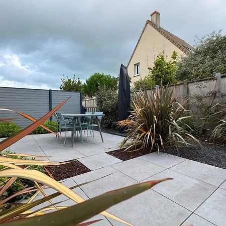 5 Minutes From The Apartamento Lion-sur-Mer